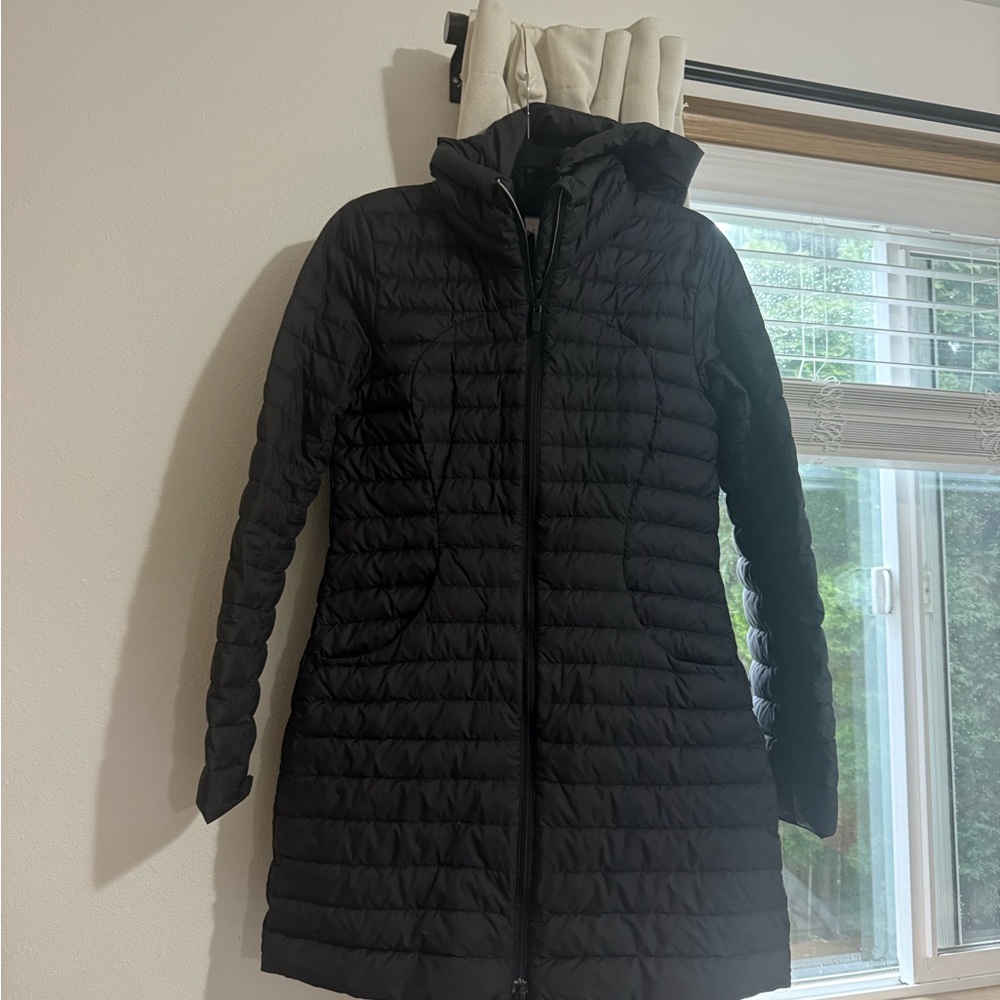 Womans lululemon puffer